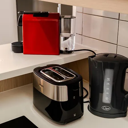 Finikoudes Seaview Vibe 1 Bdr Flat Apartment Larnaka