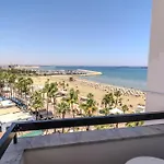 Appartamento Finikoudes Seaview Vibe 1 Bdr Flat