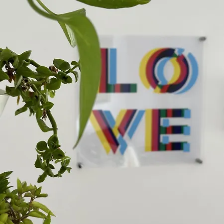 Finikoudes Seaview Vibe 1 Bdr Flat Larnaca